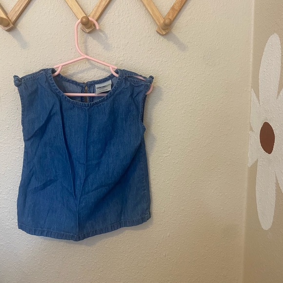 OshKosh 4T girls chambray jean shirt - Picture 4 of 4